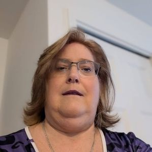 Meet your Posher, Lyne